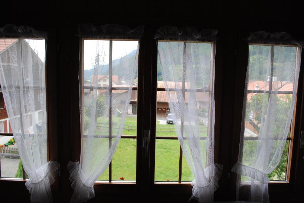 Studio Glaus Apartment Wilderswil Bilik gambar